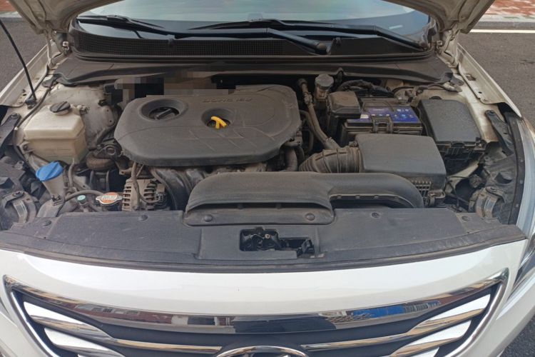 Used Hyundai Mistra 2016 1.8L Automatic Smart GLS Engine Bay