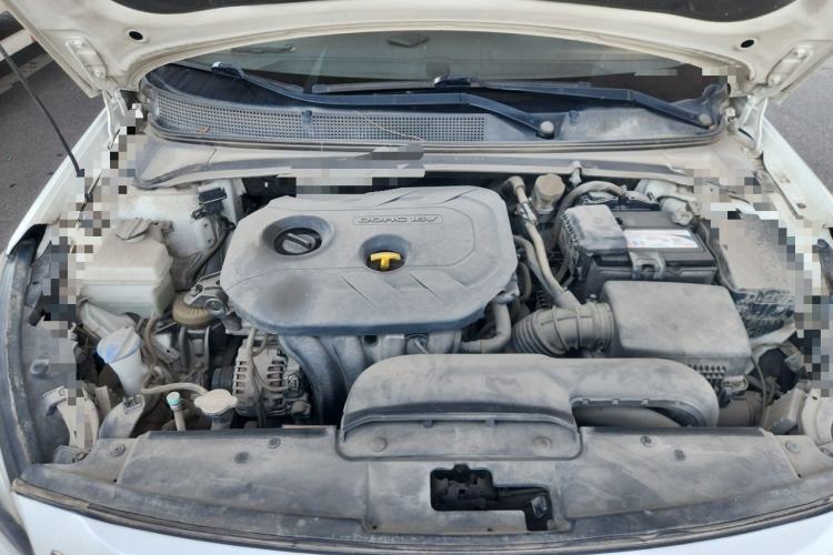 Used Hyundai Mistra 2016 1.8L Automatic Smart GLS Engine Bay