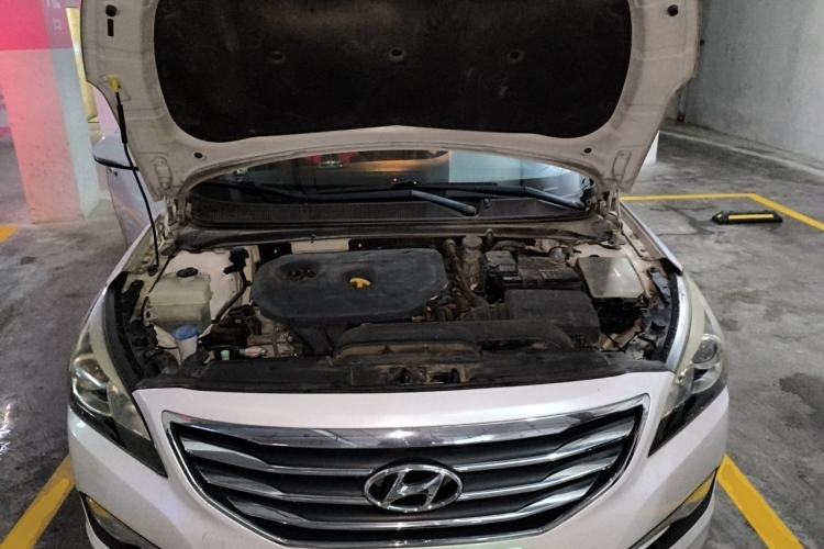 Used Hyundai Mistra 2016 1.8L Automatic Deluxe DLX Model Engine Bay