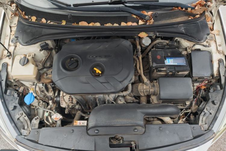Used Hyundai Mistra 2016 1.8L Automatic Smart GLS Engine Bay