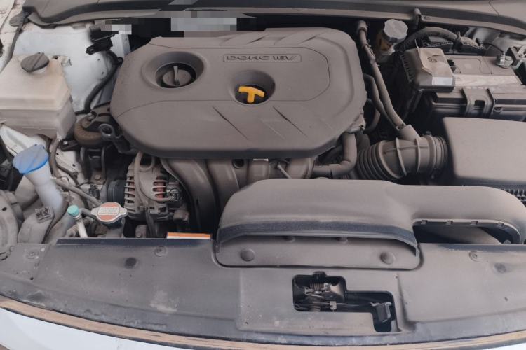 Used Hyundai Mistra 2016 1.8L Automatic Smart GLS Engine Bay