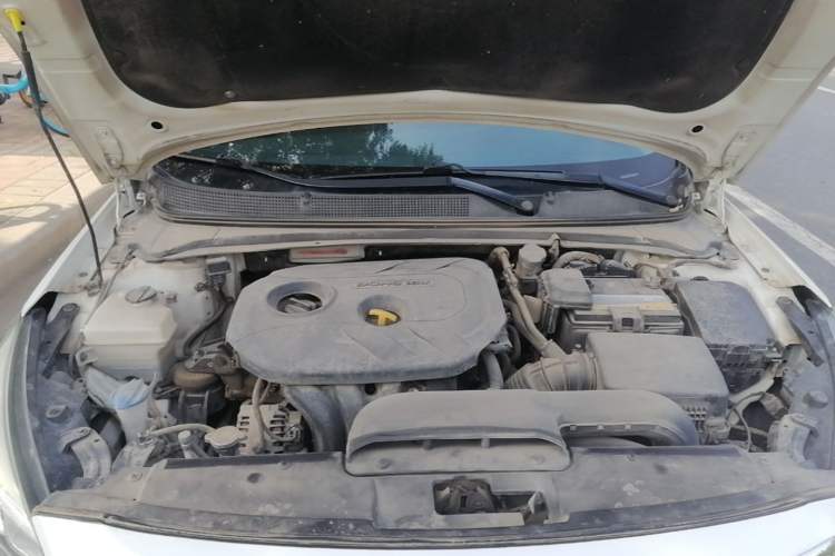 Used Hyundai Mistra 2016 1.8L Automatic Smart GLS Engine Bay