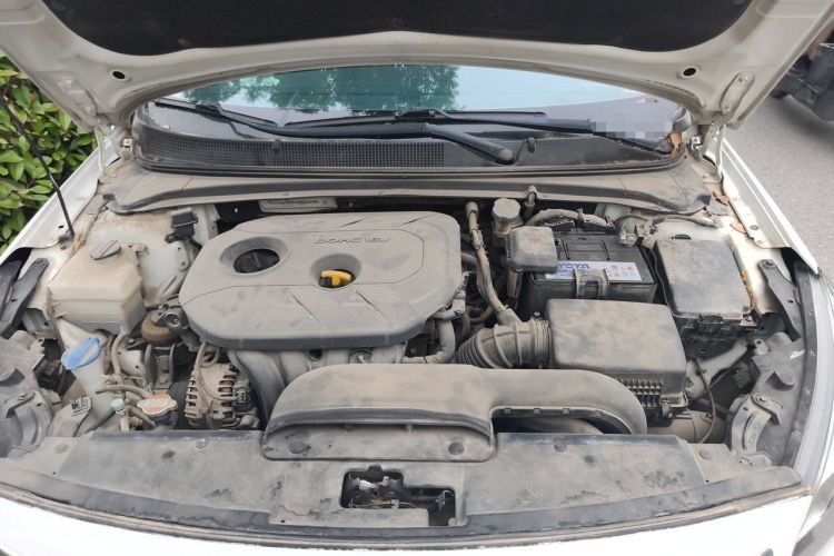 Used Hyundai Mistra 2016 1.8L Automatic Smart GLS Engine Bay