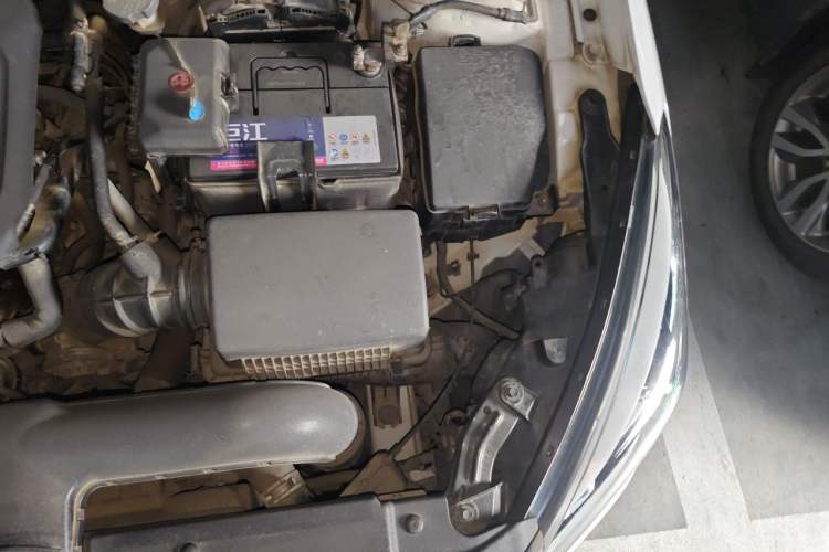 Used Hyundai Mistra 2016 1.8L Automatic Smart GLS Engine Bay Left