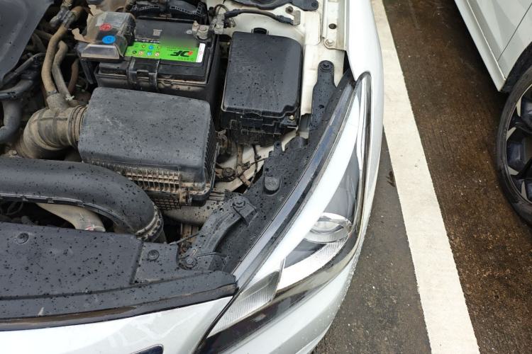 Used Hyundai Mistra 2016 1.8L Automatic Deluxe DLX Model Engine Bay Left