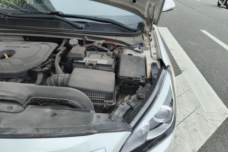 Used Hyundai Mistra 2016 1.8L Automatic Smart GLS Engine Bay Left