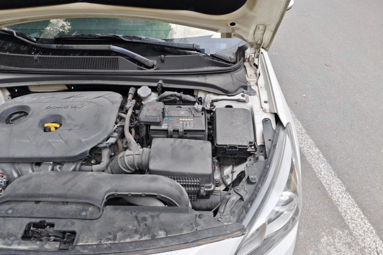 Used Hyundai Mistra 2016 1.8L Automatic Deluxe DLX Model Engine Bay Left
