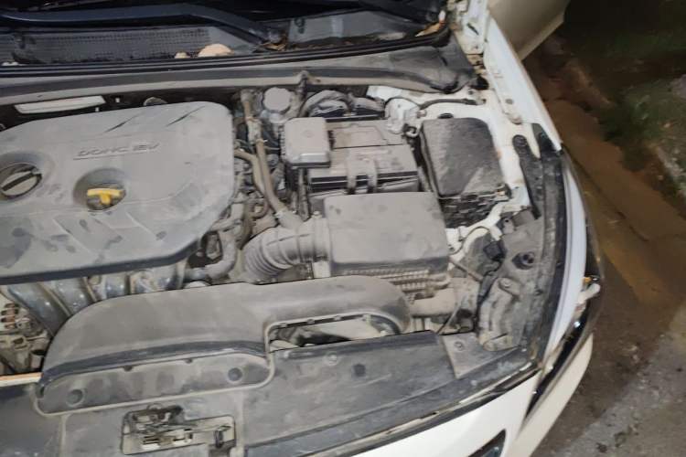 Used Hyundai Mistra 2016 1.8L Automatic Smart GLS Engine Bay Left