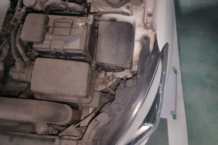 Used Hyundai Mistra 2016 1.8L Automatic Smart GLS Engine Bay Left