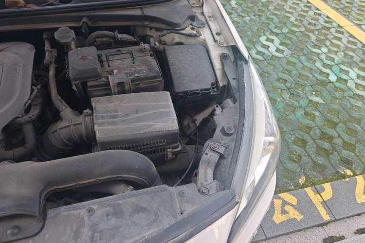 Used Hyundai Mistra 2016 1.8L Automatic Smart GLS Engine Bay Left