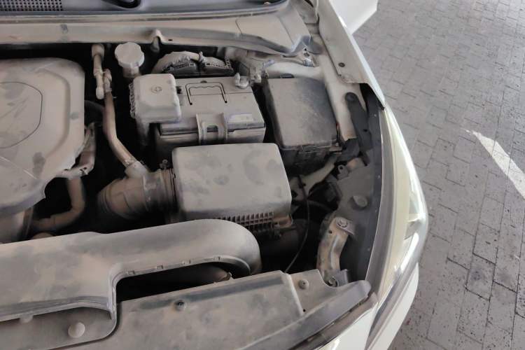 Used Hyundai Mistra 2016 1.8L Automatic Smart GLS Engine Bay Left