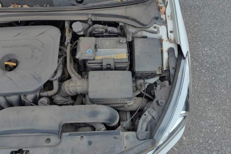 Used Hyundai Mistra 2016 1.8L Automatic Smart GLS Engine Bay Left