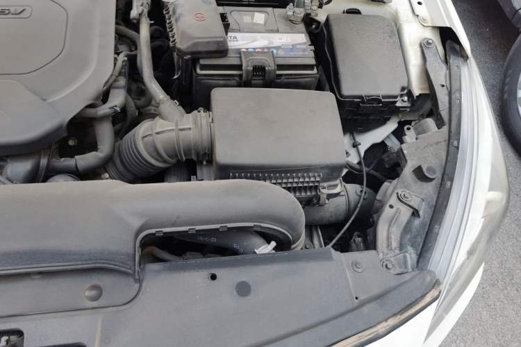 Used Hyundai Mistra 2016 1.8L Automatic Deluxe DLX Model Engine Bay Left
