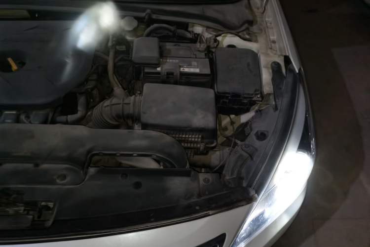 Used Hyundai Mistra 2016 1.8L Automatic Deluxe DLX Model Engine Bay Left