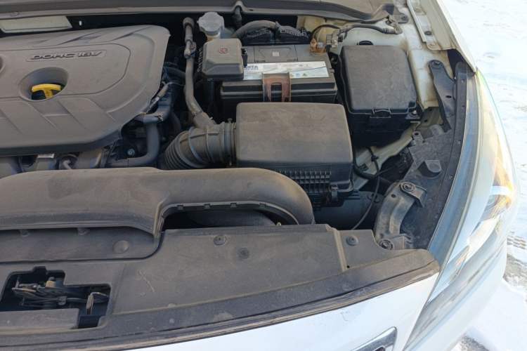 Used Hyundai Mistra 2016 1.8L Automatic Deluxe DLX Model Engine Bay Left