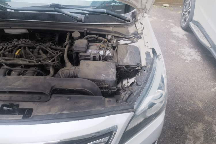 Used Hyundai Mistra 2016 1.8L Automatic Smart GLS Engine Bay Left