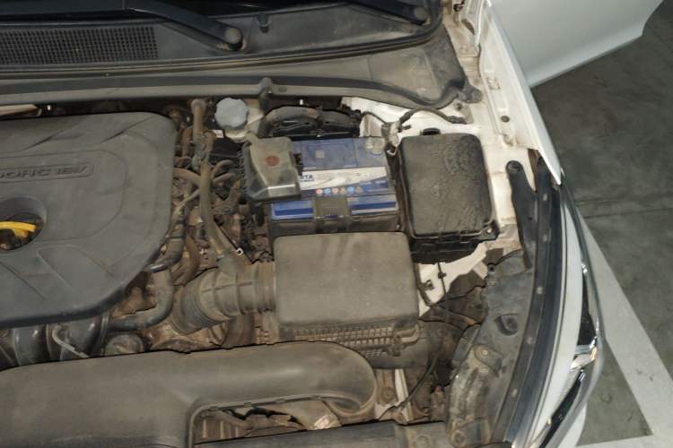 Used Hyundai Mistra 2016 1.8L Automatic Smart GLS Engine Bay Left