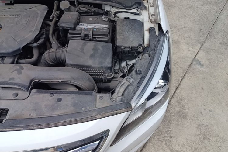 Used Hyundai Mistra 2016 1.8L Automatic Smart GLS Engine Bay Left