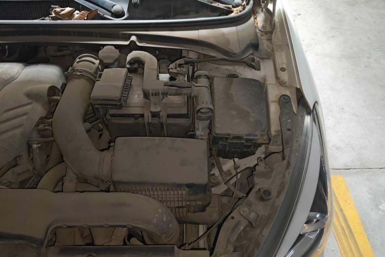 Used Hyundai Mistra 2016 1.6T Automatic Smart GLS Engine Bay Left