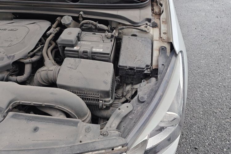 Used Hyundai Mistra 2016 1.8L Automatic Deluxe DLX Model Engine Bay Left