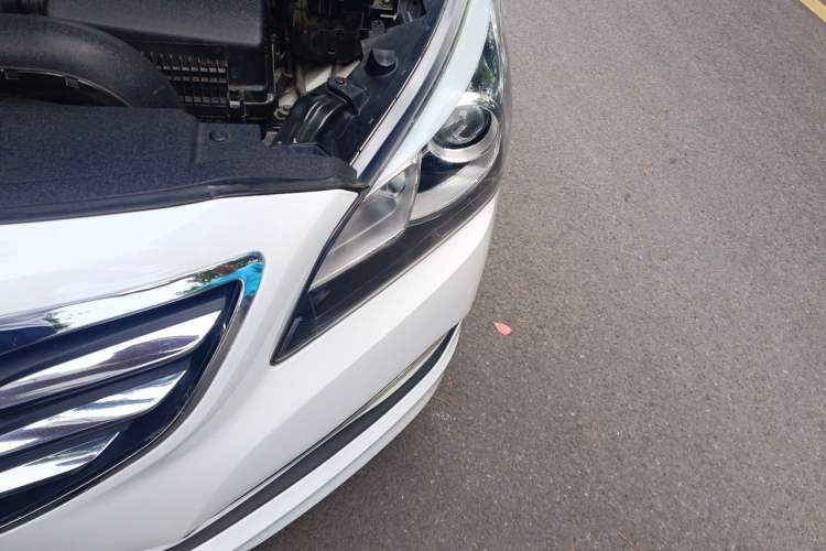 Used Hyundai Mistra 2016 1.8L Automatic Smart GLS Engine Bay Left