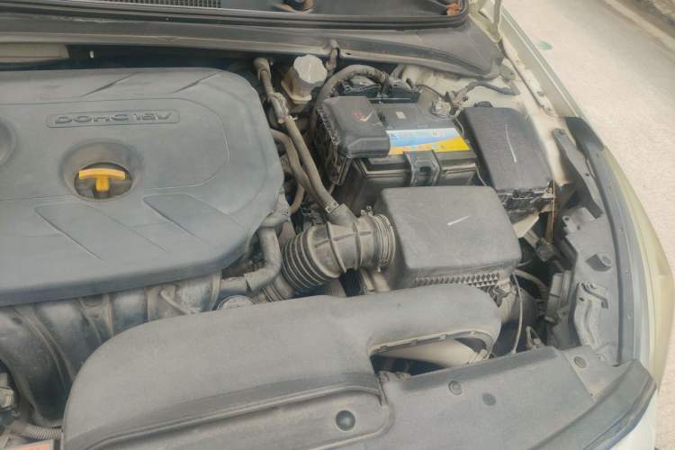 Used Hyundai Mistra 2016 1.8L Automatic Deluxe DLX Model Engine Bay Left