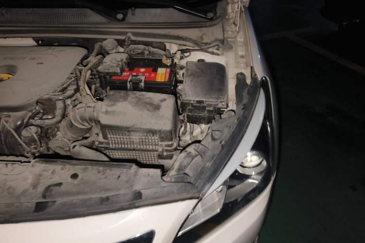 Used Hyundai Mistra 2016 1.8L Automatic Smart GLS Engine Bay Left
