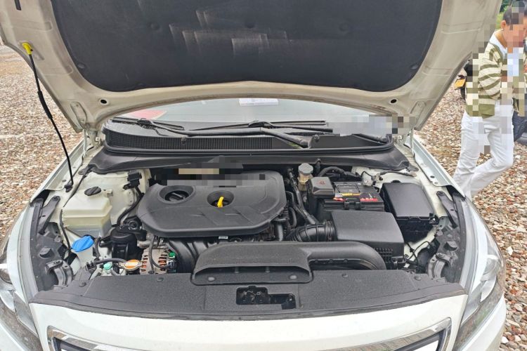 Used Hyundai Mistra 2016 1.8L Automatic Smart GLS Engine Bay