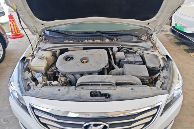 Used Hyundai Mistra 2016 1.8L Automatic Smart GLS Engine Bay