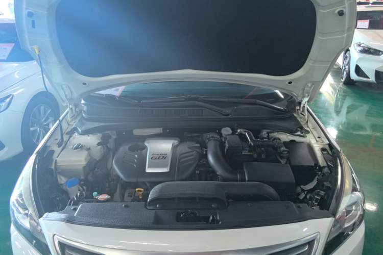 Used Hyundai Mistra 2016 1.6T Automatic Smart GLS Engine Bay