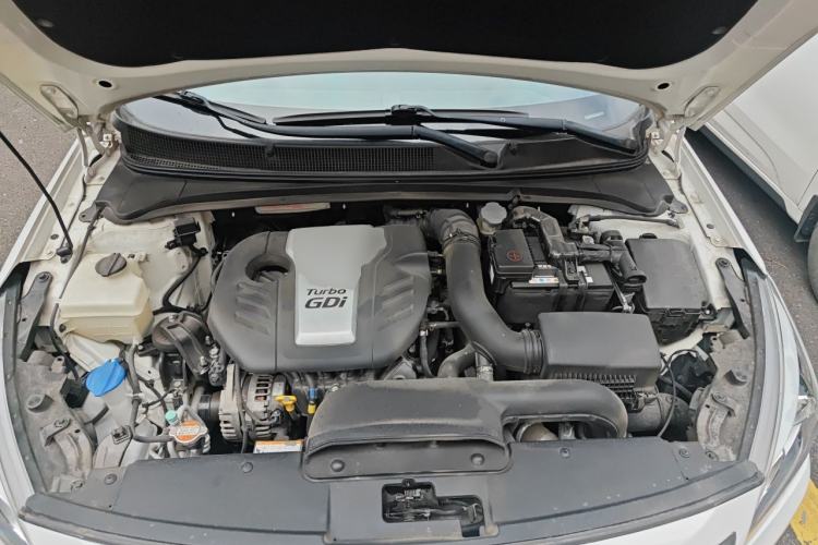 Used Hyundai Mistra 2016 1.6T Automatic Smart GLS Engine Bay