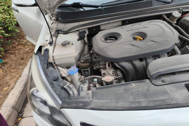 Used Hyundai Mistra 2016 1.8L Automatic Smart GLS Engine Bay Right