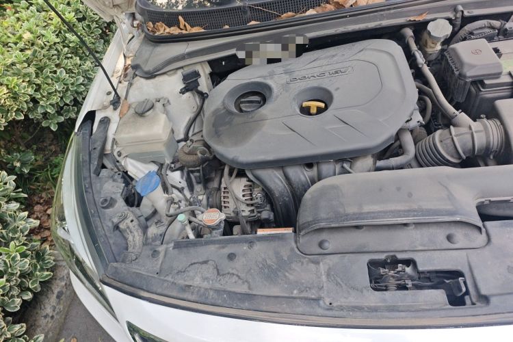 Used Hyundai Mistra 2016 1.8L Automatic Deluxe DLX Model Engine Bay Right
