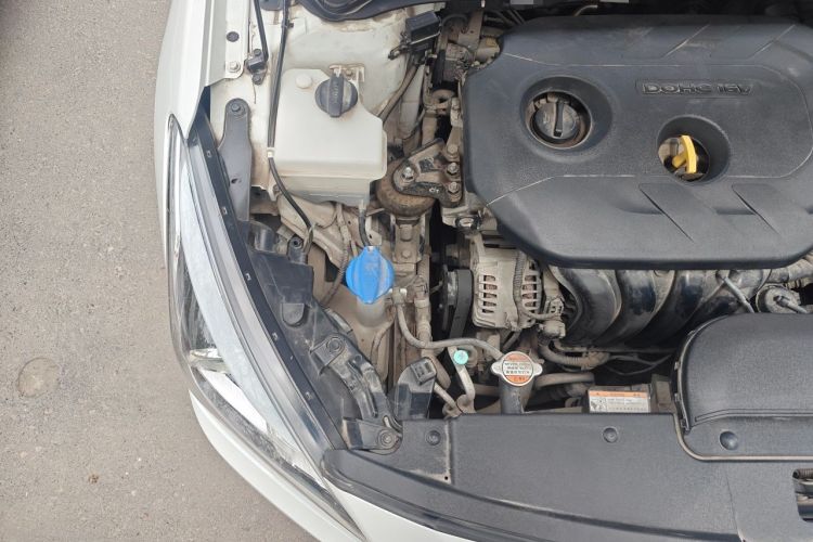 Used Hyundai Mistra 2016 1.8L Automatic Deluxe DLX Model Engine Bay Right