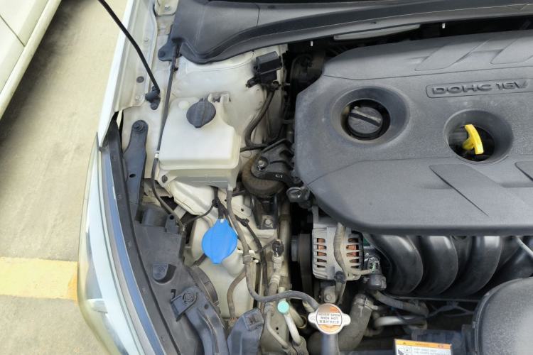 Used Hyundai Mistra 2016 1.8L Automatic Smart GLS Engine Bay Right