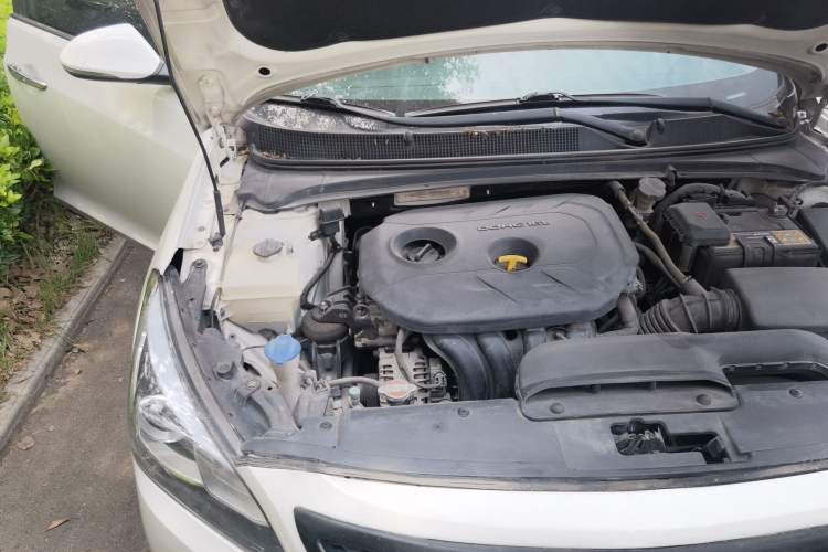 Used Hyundai Mistra 2016 1.8L Automatic Smart GLS Engine Bay Right