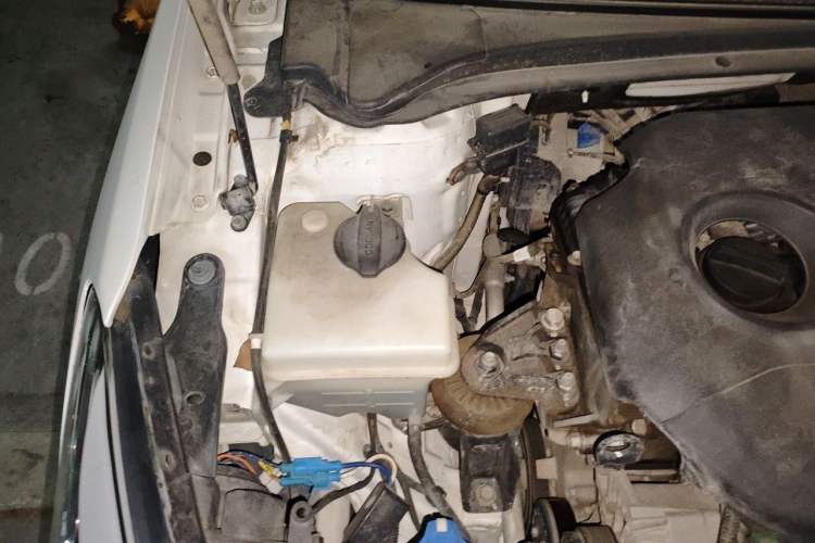 Used Hyundai Mistra 2016 1.8L Automatic Smart GLS Engine Bay Right