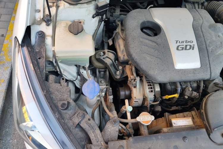 Used Hyundai Mistra 2016 1.6T Automatic Flagship TOP Model Engine Bay Right