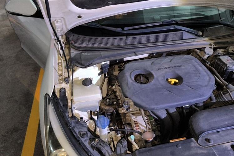 Used Hyundai Mistra 2016 1.8L Automatic Deluxe DLX Model Engine Bay Right