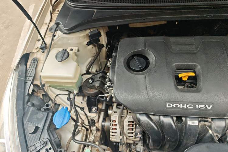 Used Hyundai Mistra 2016 1.8L Automatic Deluxe DLX Model Engine Bay Right