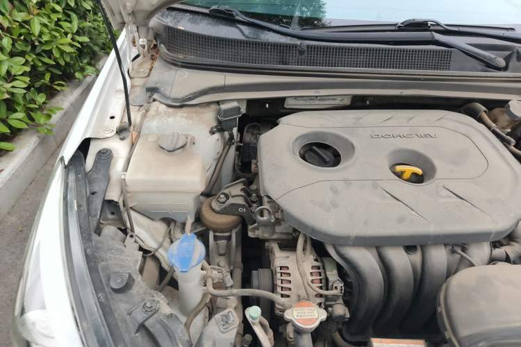Used Hyundai Mistra 2016 1.8L Automatic Smart GLS Engine Bay Right