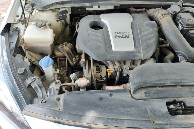 Used Hyundai Mistra 2016 1.6T Automatic Smart GLS Engine Bay Right