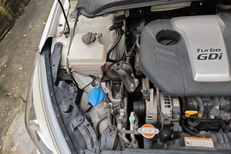 Used Hyundai Mistra 2016 1.6T Automatic Smart GLS Engine Bay Right