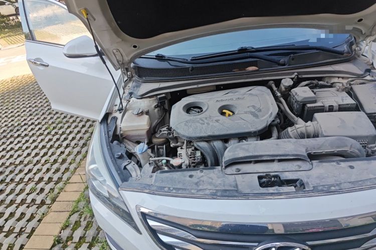 Used Hyundai Mistra 2016 1.8L Automatic Smart GLS Engine Bay Right