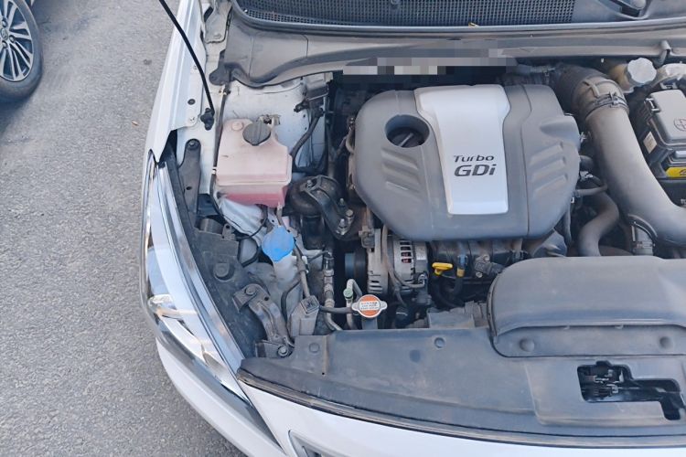Used Hyundai Mistra 2016 1.6T Automatic Smart GLS Engine Bay Right