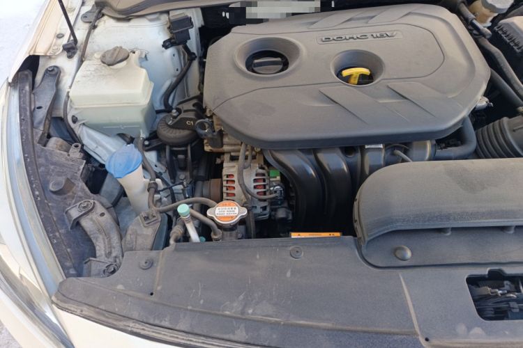Used Hyundai Mistra 2016 1.8L Automatic Deluxe DLX Model Engine Bay Right