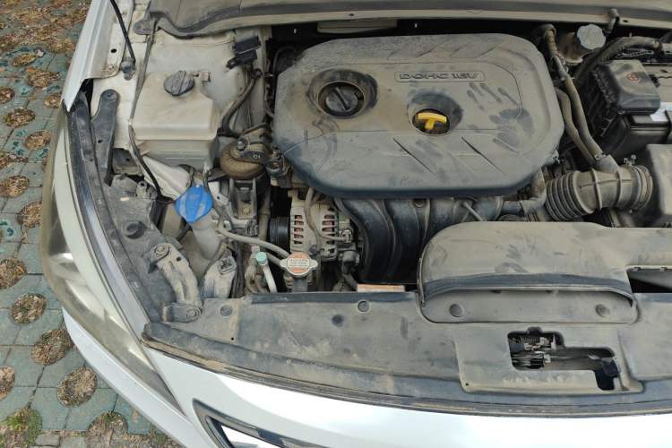 Used Hyundai Mistra 2016 1.8L Automatic Smart GLS Engine Bay Right