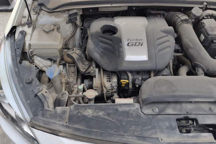 Used Hyundai Mistra 2016 1.6T Automatic Smart GLS Engine Bay Right