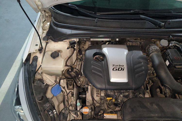 Used Hyundai Mistra 2016 1.6T Automatic Smart GLS Engine Bay Right