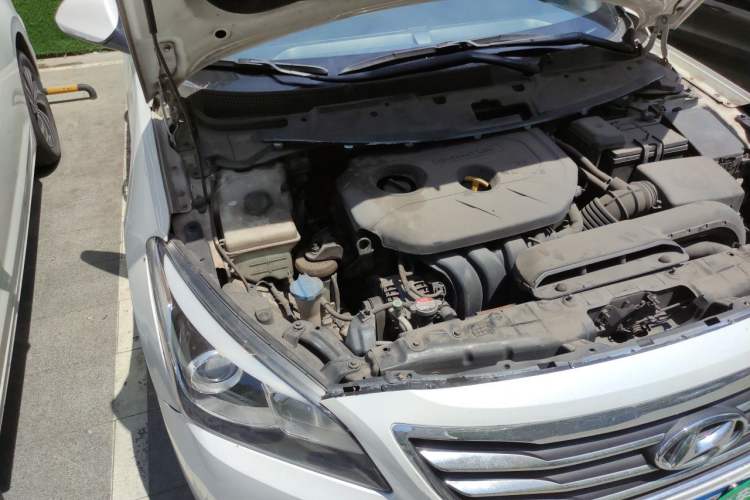 Used Hyundai Mistra 2016 1.8L Automatic Smart GLS Engine Bay Right